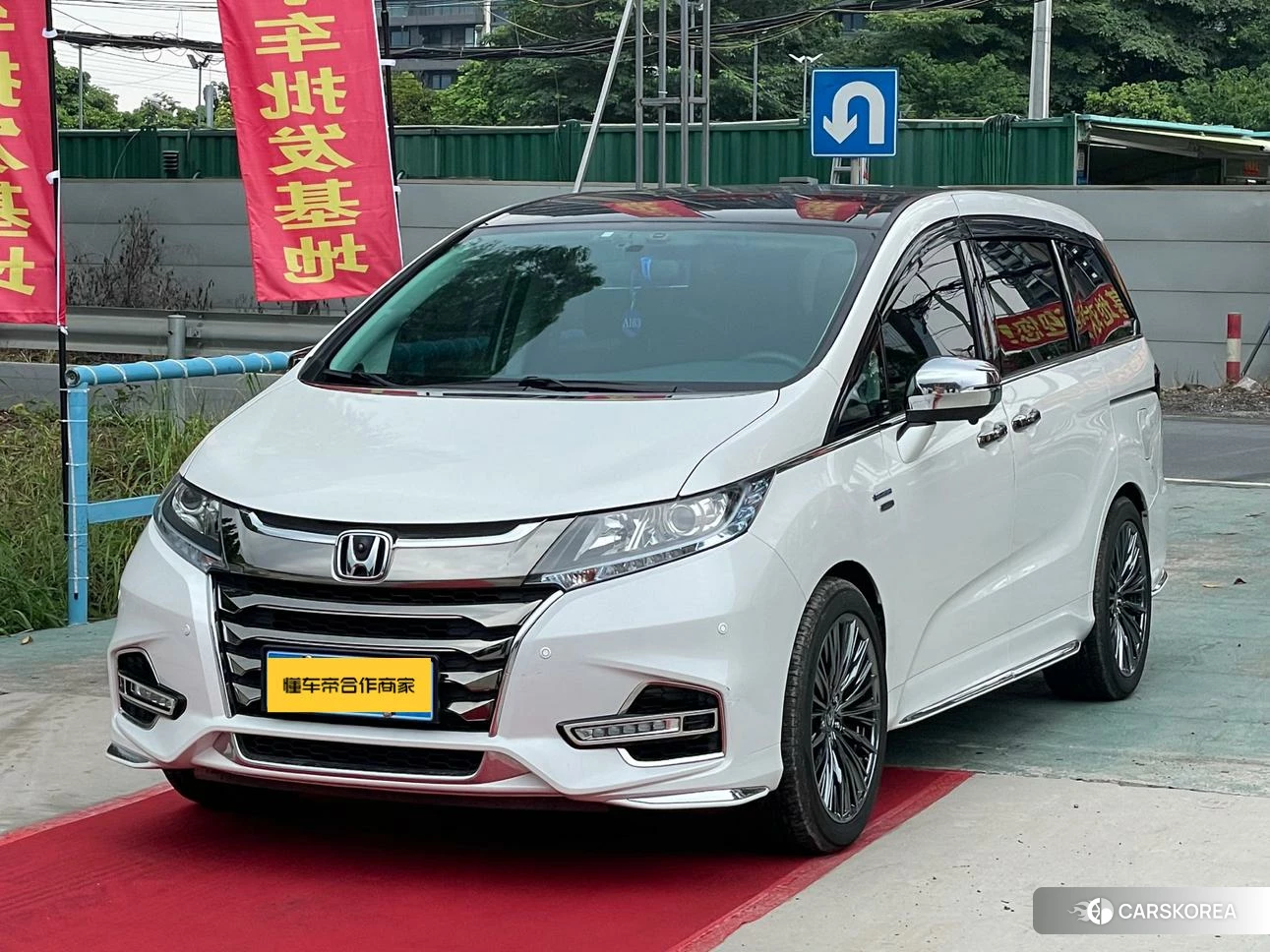 Honda Odyssey 2020 Белый из Китая