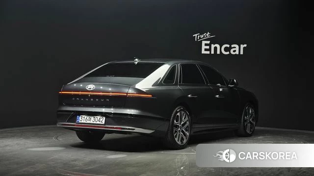 Hyundai Grandeur Hybrid (GN7) 2023 Серый из Кореи