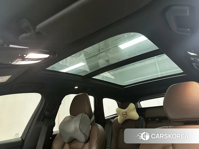 Volvo XC60 2021 Белый из Китая