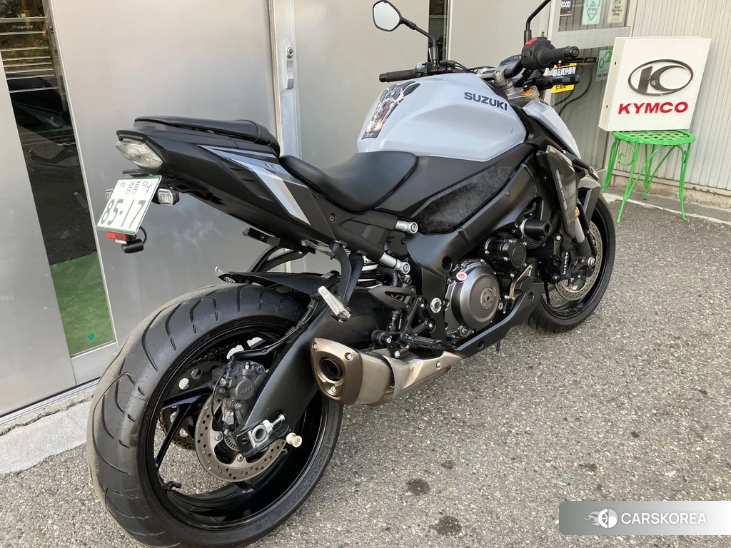 Проданный Suzuki GSX-S1000 2021 из Японии, фото 2