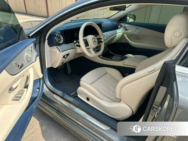 Mercedes-Benz E-class (imported) 2022 Темно-серый из Китая
