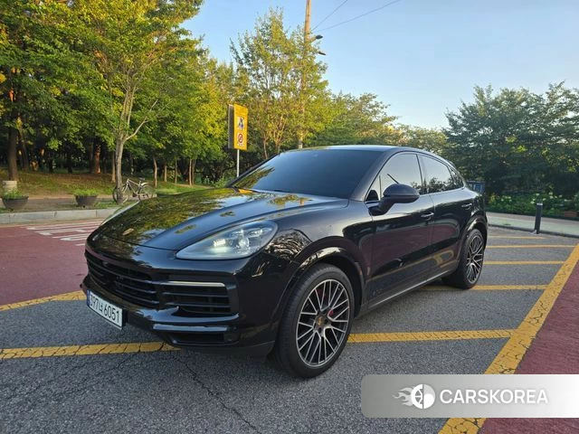Porsche Cayenne (PO536) 2021 Черный из Кореи