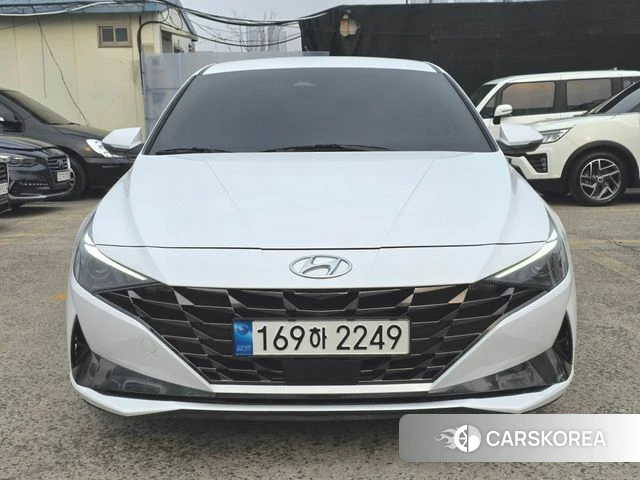 Hyundai Avante (CN7) 2022 Белый из Кореи