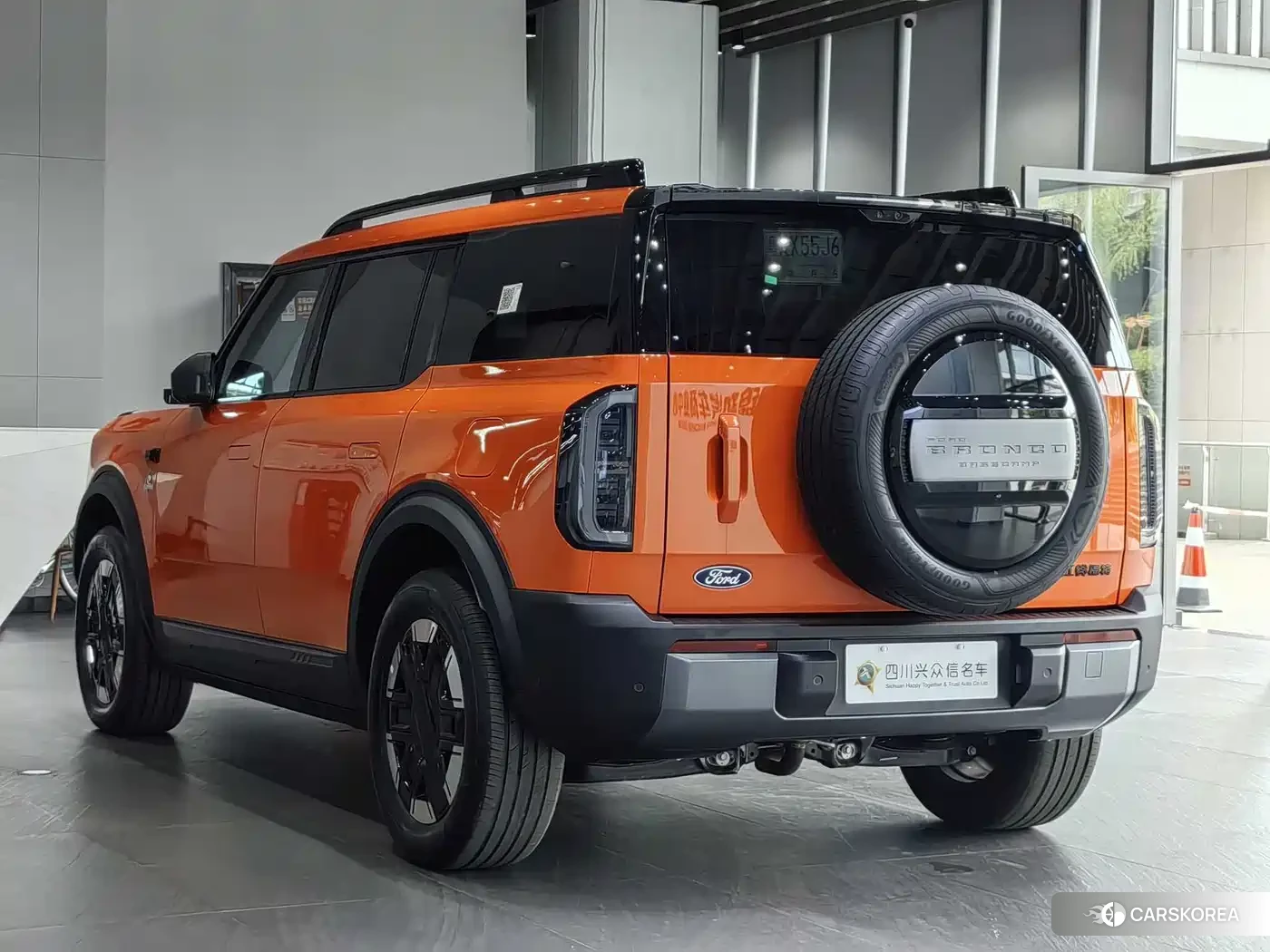 Ford Bronco 2026 Yellow/orange из Китая
