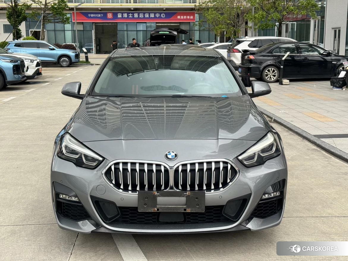 BMW 2 series (imported) 2021 Серебристо-серый из Китая