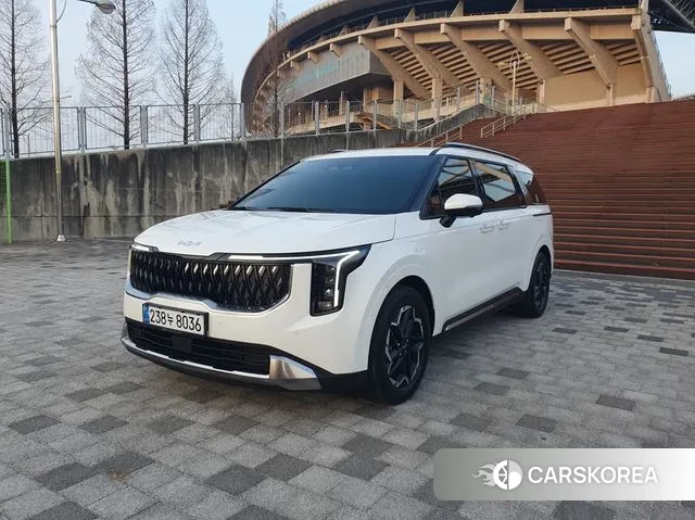 Kia The New Carnival 4th Generation 2025 Белый из Кореи
