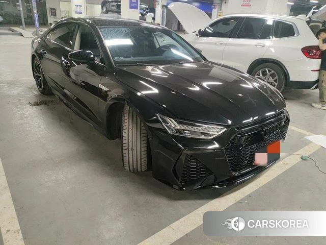 Audi A7L 2023 Черный из Китая