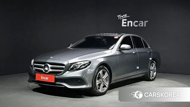 Mercedes-Benz E-Class W213 2019 Серый из Кореи