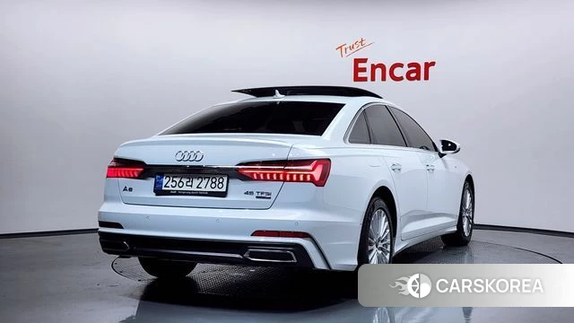Audi A6 (C8) 2021 Белый из Кореи