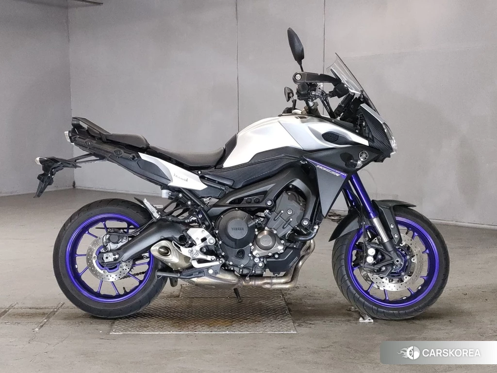 Проданный Yamaha MT-09 2017 из Японии