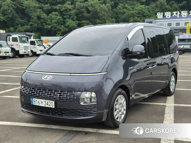 Hyundai Staria 2023 Серый из Кореи