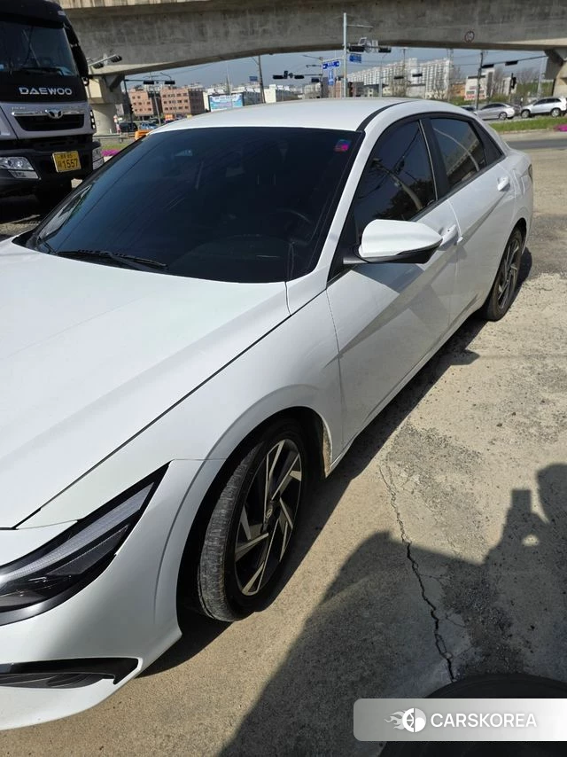 Hyundai The New Avante (CN7) 2023 Белый из Кореи