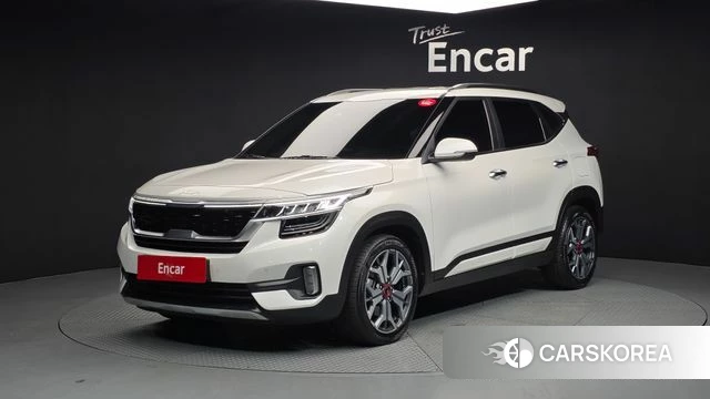 Kia Seltos 2022 Белый из Кореи
