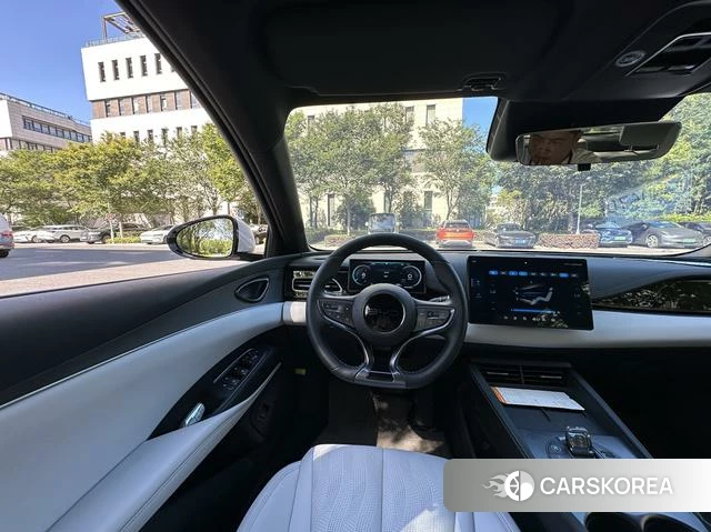 BYD Seal 06DM 2024 Серебристо-серый из Китая