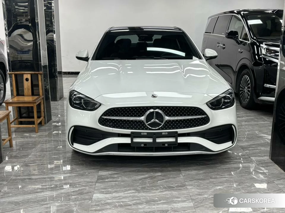 Mercedes-Benz Class C 2022 Белый из Китая