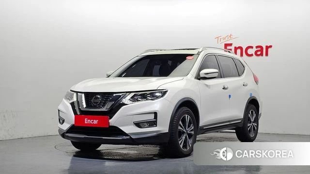 Nissan X Trail 2018 Белый из Кореи