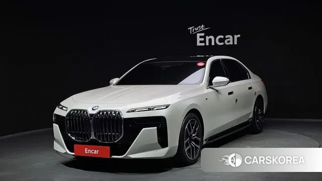 BMW 7 Series (G70) 2025 Белый из Кореи