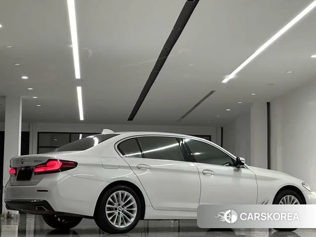 BMW 5 series 2021 Белый из Китая