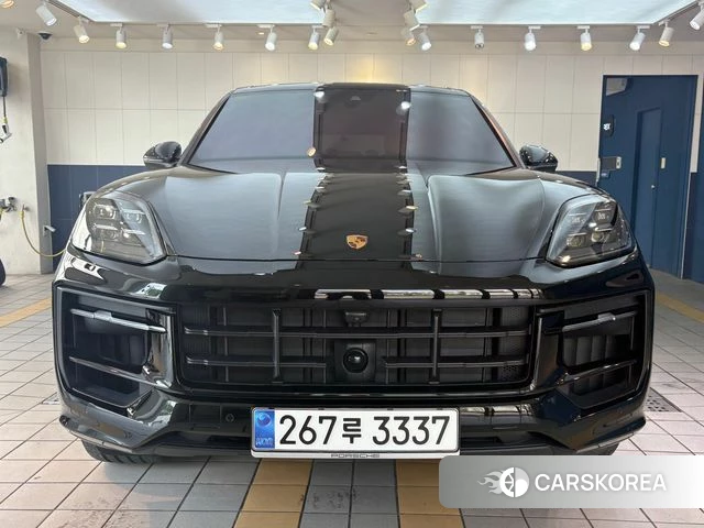 Porsche Cayenne (PO536) 2025 Черный из Кореи