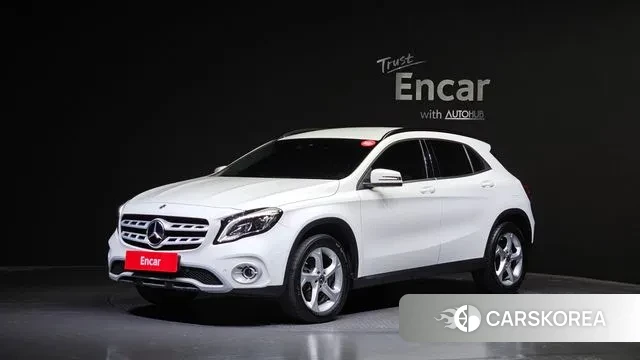 Mercedes-Benz GLA-Class X156 2019 Белый из Кореи