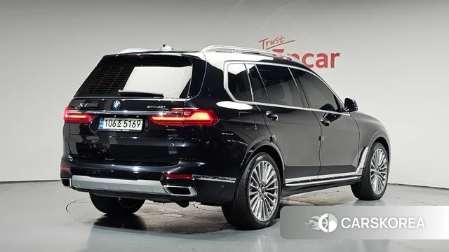 BMW X7 (G07) 2020 Черный из Кореи