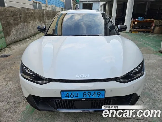 Kia EV6 2023 Белый из Кореи