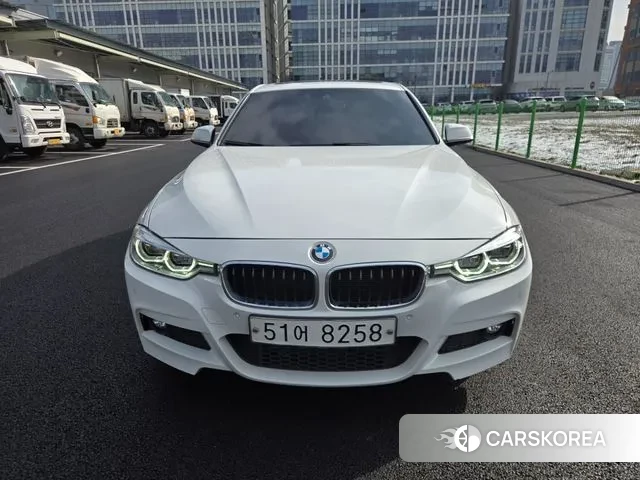 BMW 3 Series (F30) 2018 Белый из Кореи
