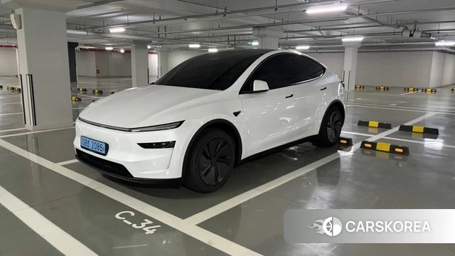 Tesla Model Y 2025 Белый из Кореи
