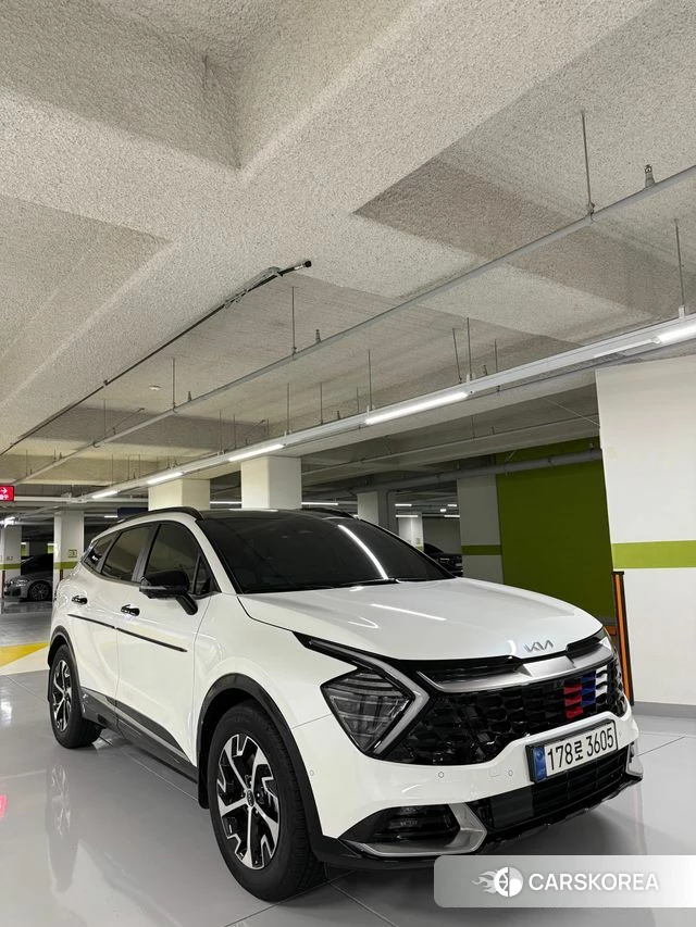 Kia Sportage 5th Generation Hybrid 2024 Белый из Кореи