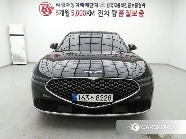 Genesis G90 (RS4) 2022 Черный из Кореи