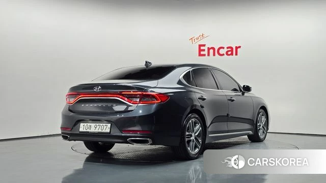 Hyundai Grandeur IG 2018 Серый из Кореи
