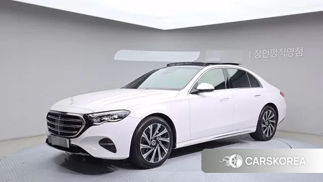 Mercedes-Benz E-Class W214 2024 Белый из Кореи