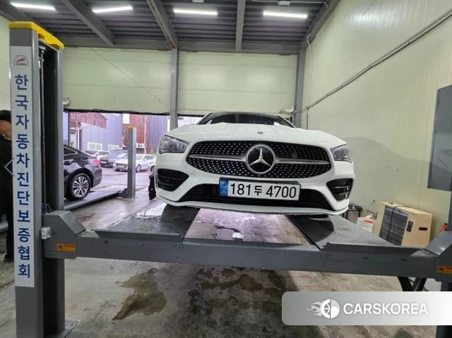 Mercedes-Benz CLA-Class C118 2023 Белый из Кореи