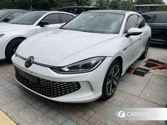 Volkswagen Lingdu 2022 Белый из Китая