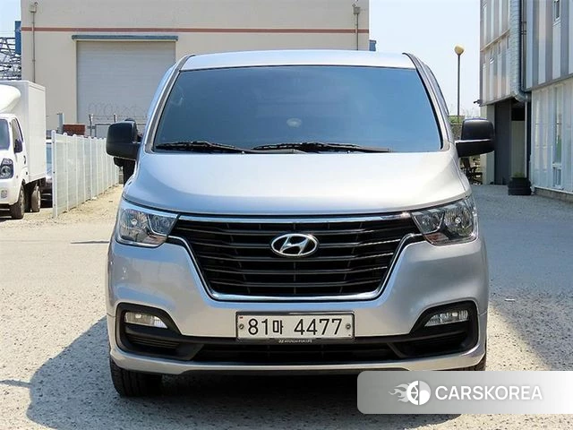 Hyundai The New Grand Starex 2018 Серебряный из Кореи