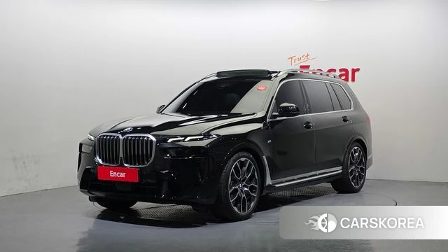 BMW X7 (G07) 2025 Черный из Кореи