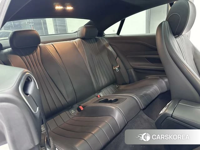 Mercedes-Benz E-class (imported) 2022 Белый из Китая