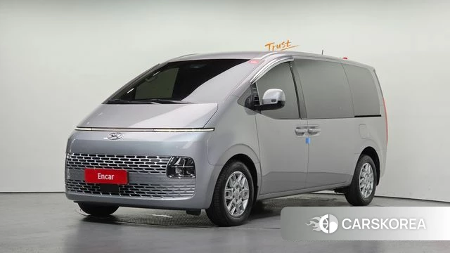 Hyundai Staria 2022 Серебряный из Кореи