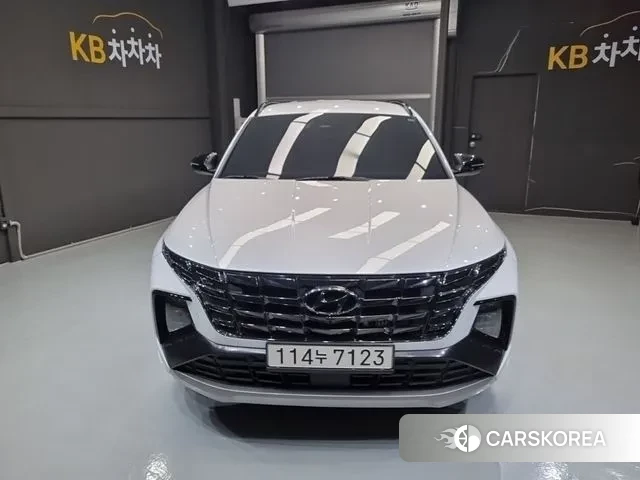 Hyundai Tucson (NX4) 2022 Белый из Кореи