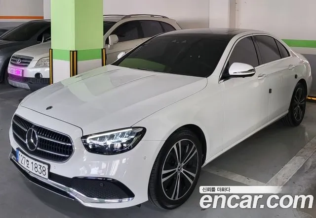 Mercedes-Benz E-Class W213 2022 Белый из Кореи