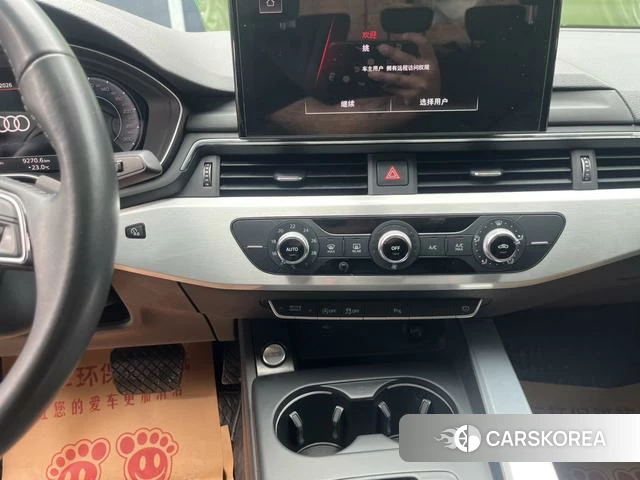 Audi A4L 2022 Темно-серый из Китая