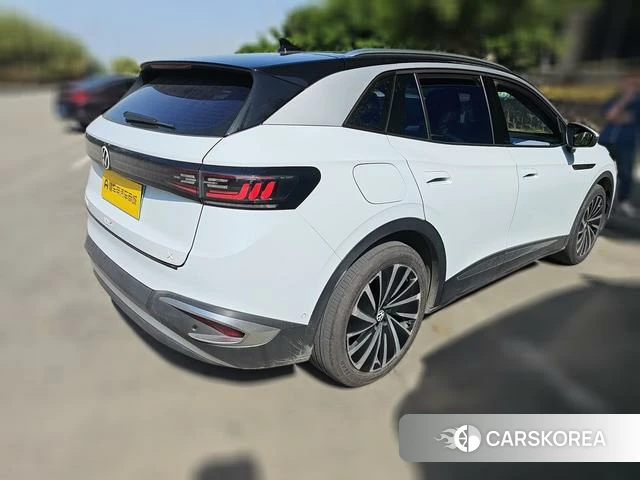 Volkswagen ID.4 X 2022 Белый из Китая