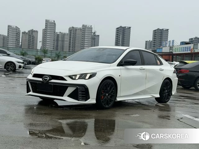 GAC Trumpchi Shadow Leopard 2024 Белый из Китая