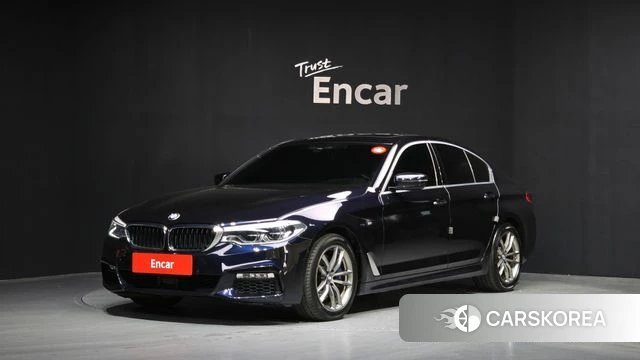 BMW 5 Series (G30) 2018 Черный из Кореи