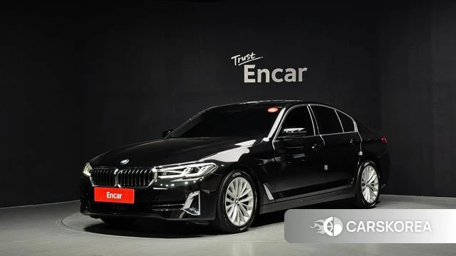 BMW 5 Series (G30) 2022 Черный из Кореи