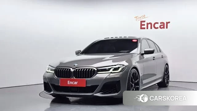 BMW 5 Series (G30) 2021 Серебристо-серый из Кореи