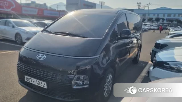 Hyundai Staria 2023 Черный из Кореи