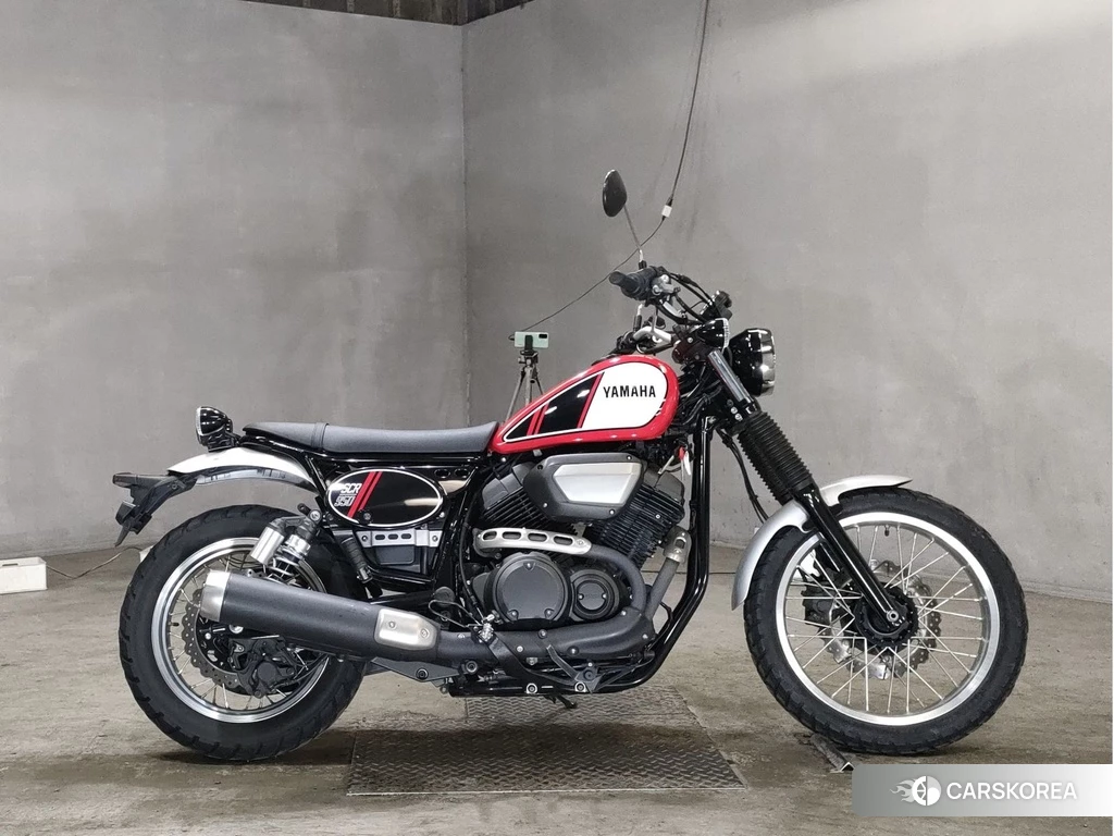 Проданный Yamaha SCR950 SCRAMBLER 2019 из Японии