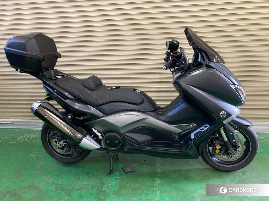 Проданный Yamaha T-MAX 530 2015 из Японии