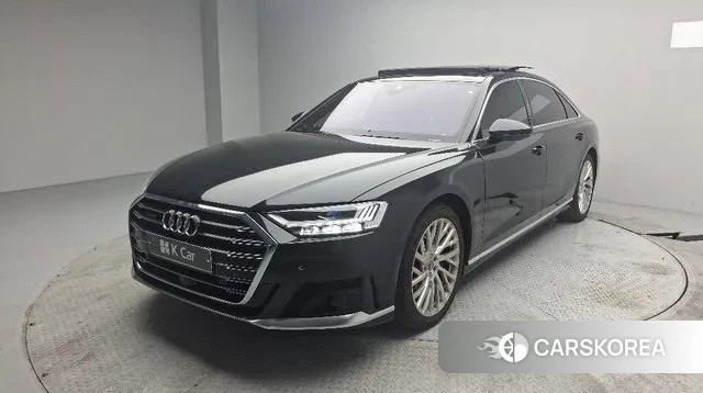 Audi A8 (D5) 2020 Черный из Кореи